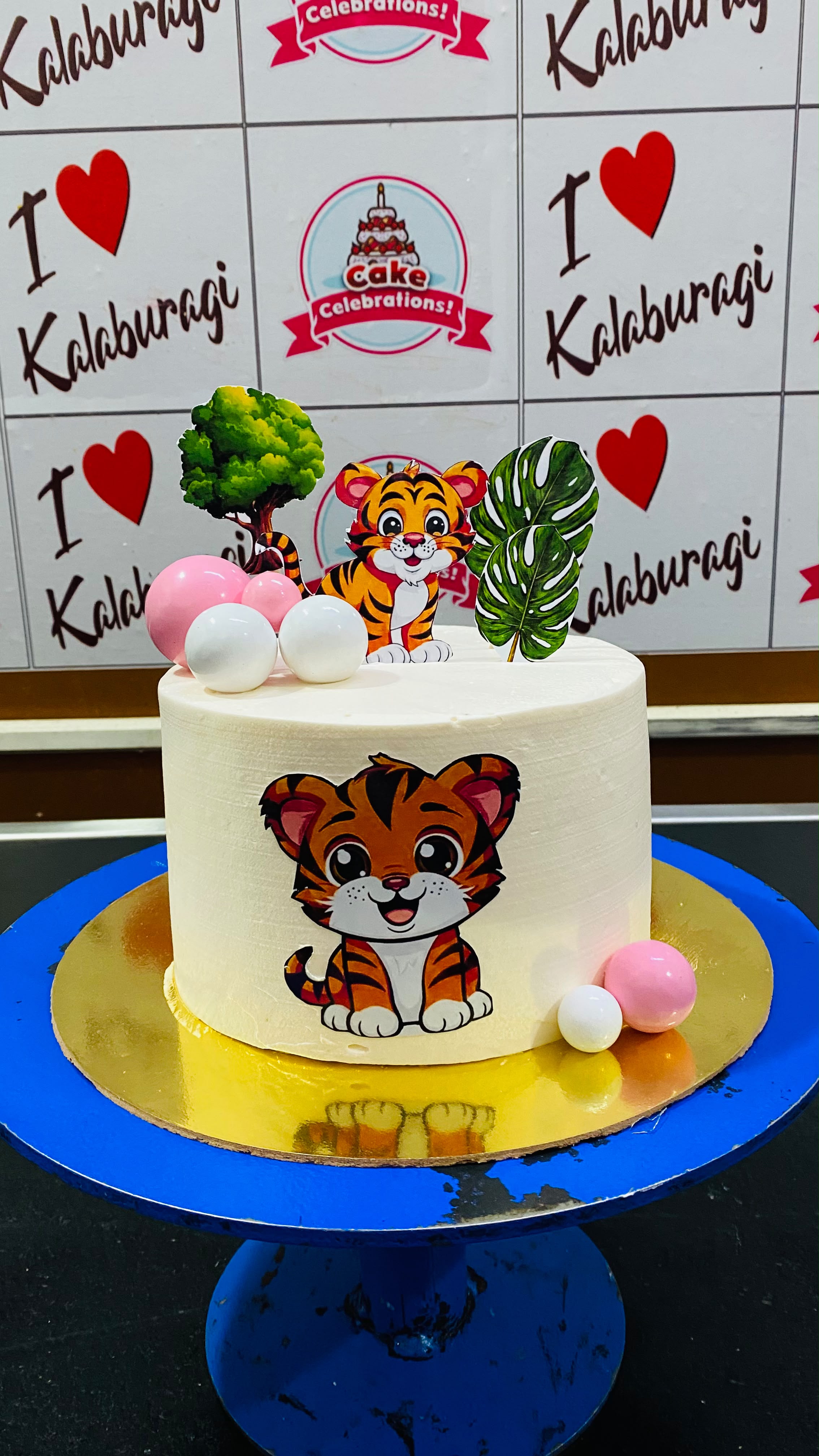 Photo print birthday cake Kalaburagi
